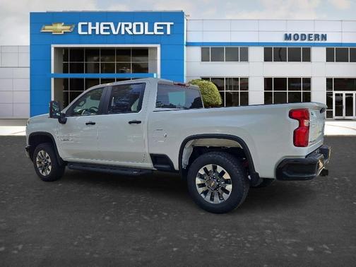 White 2026 Chevrolet Silverado 2500 Custom