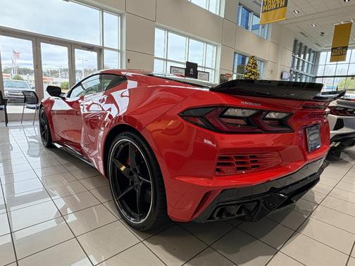 2025 Chevrolet Corvette E-Ray