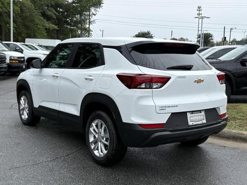 2025 Chevrolet Trailblazer LS