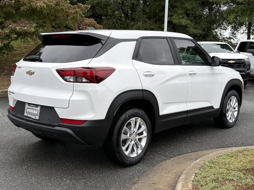 2025 Chevrolet Trailblazer LS