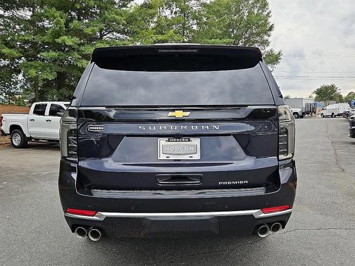 2025 Chevrolet Suburban Premier