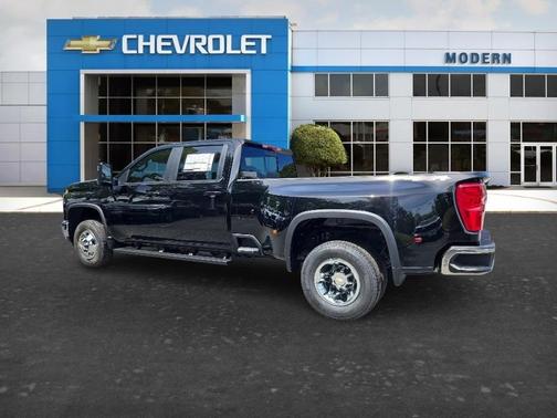 Black 2026 Chevrolet Silverado 3500 LT