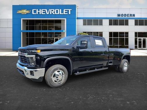 Black 2026 Chevrolet Silverado 3500 LT