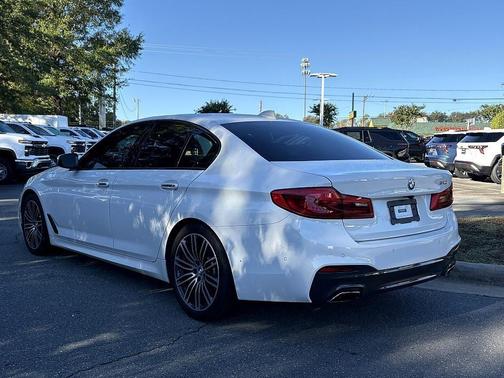 2017 BMW 540 i