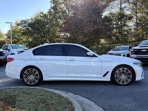 2017 BMW 540 i