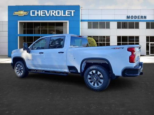 2026 Chevrolet Silverado 2500 Custom