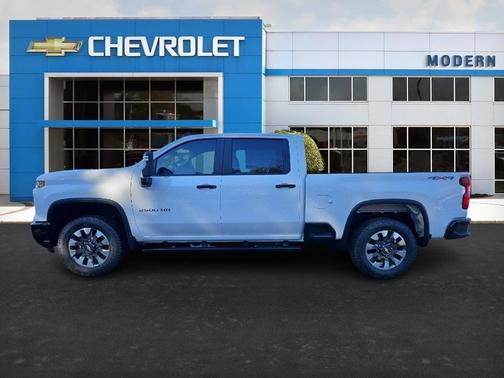 2026 Chevrolet Silverado 2500 Custom