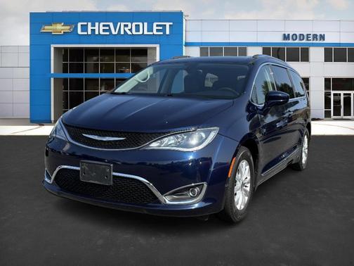 2018 Chrysler Pacifica Touring-L