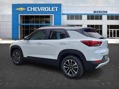 White 2026 Chevrolet Trailblazer LT