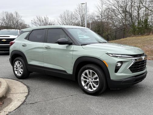 2025 Chevrolet Trailblazer LS