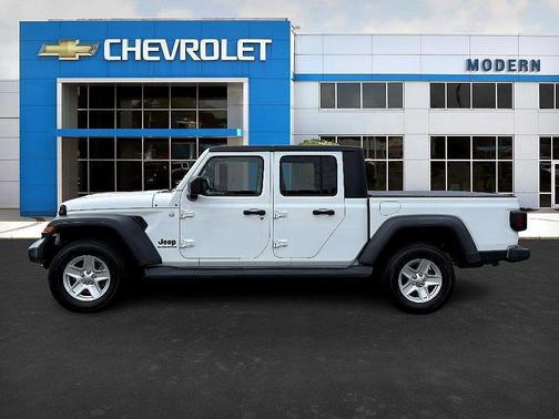 2020 Jeep Gladiator Sport