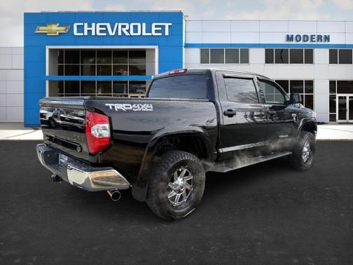 2016 Toyota Tundra SR5