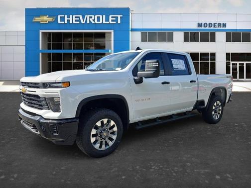 White 2026 Chevrolet Silverado 2500 Custom