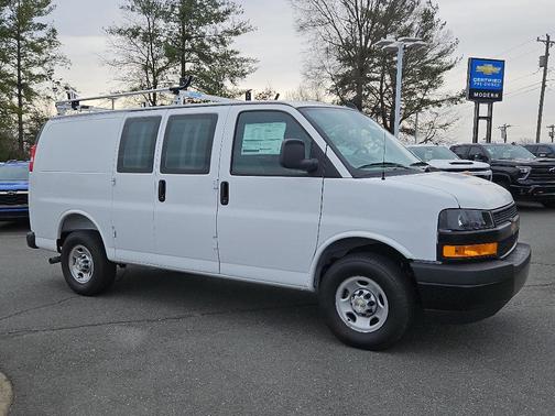 2025 Chevrolet Express 2500 Work Van