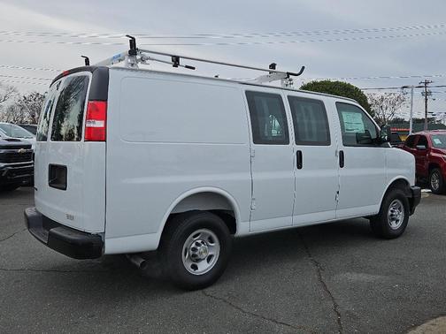 2025 Chevrolet Express 2500 Work Van