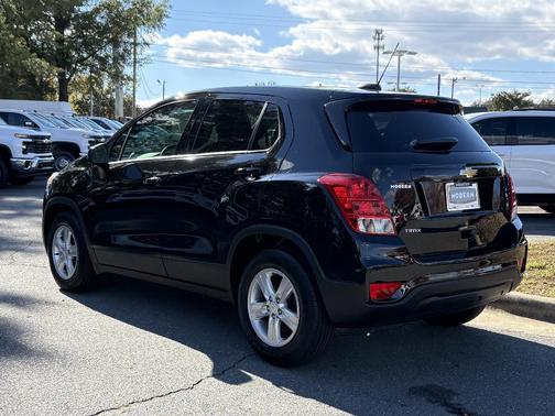2022 Chevrolet Trax LS