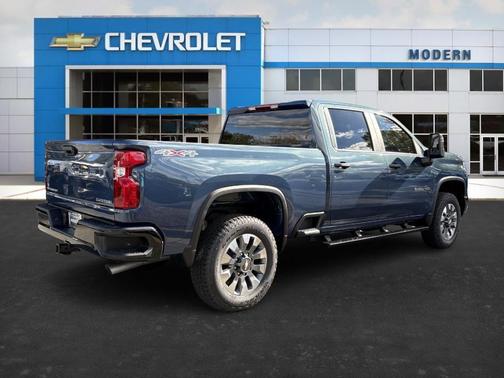 2026 Chevrolet Silverado 2500 Custom