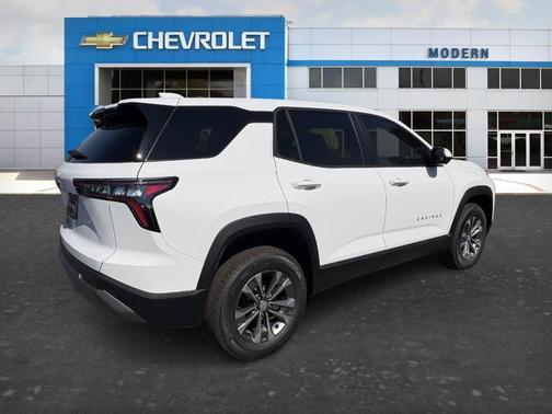 White 2026 Chevrolet Equinox LT
