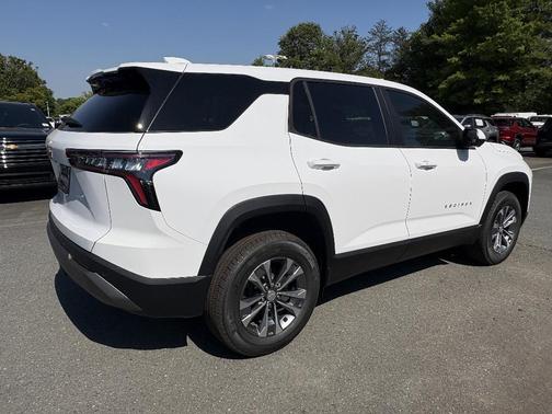 White 2026 Chevrolet Equinox LT
