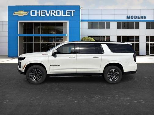 White 2025 Chevrolet Suburban Z71