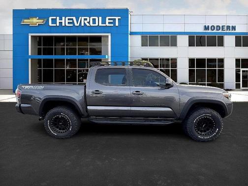 2021 Toyota Tacoma SR