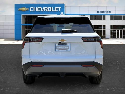 White 2026 Chevrolet Equinox LT
