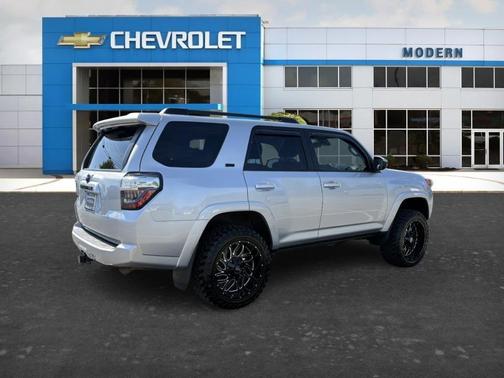 Silver 2022 Toyota 4Runner SR5