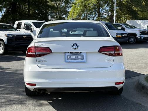 2017 Volkswagen Jetta 1.8T Sport