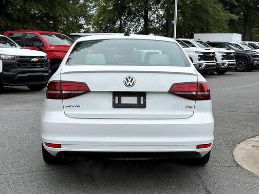 2017 Volkswagen Jetta 1.8T Sport
