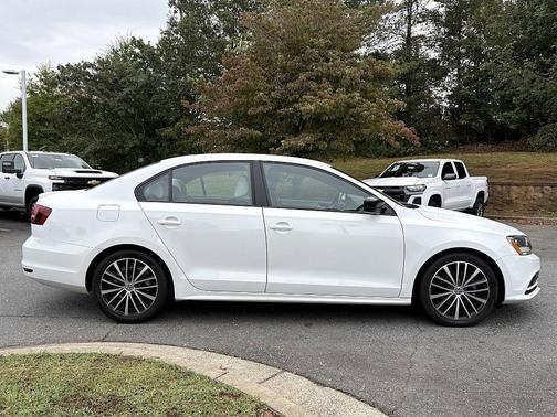 2017 Volkswagen Jetta 1.8T Sport