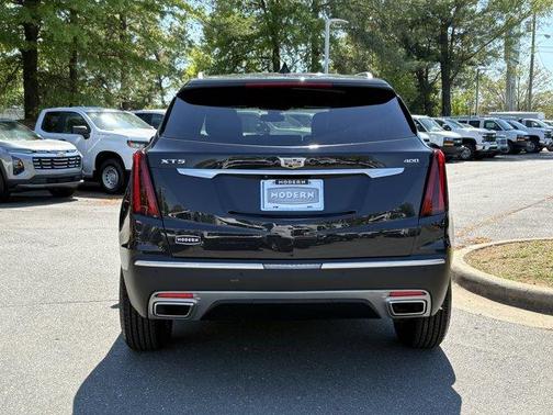 Black 2020 Cadillac XT5 Premium Luxury