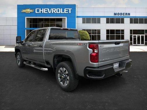 2026 Chevrolet Silverado 2500 Custom