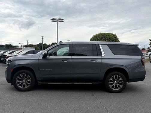 2022 Chevrolet Suburban LT