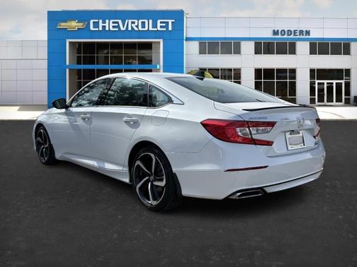 2022 Honda Accord Sport SE