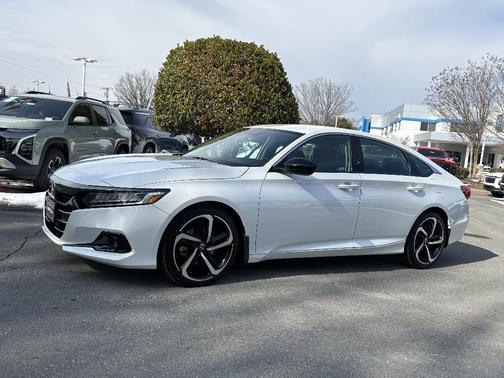 2022 Honda Accord Sport SE