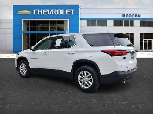 White 2023 Chevrolet Traverse LS