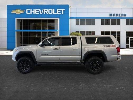 Silver 2017 Toyota Tacoma SR5