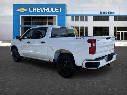 White 2024 Chevrolet Silverado 1500 Custom
