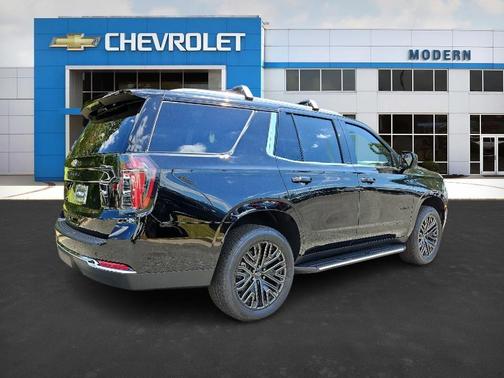 2025 Chevrolet Tahoe LS