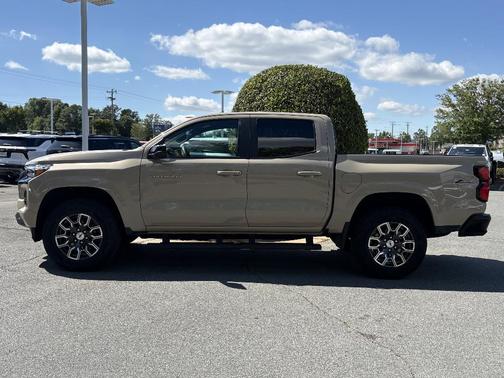 Tan 2023 Chevrolet Colorado Z71