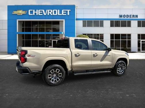 Tan 2023 Chevrolet Colorado Z71