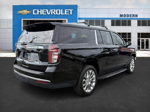 2024 Chevrolet Suburban LS