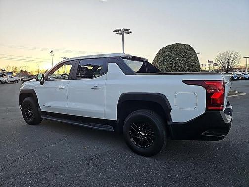 2024 Chevrolet Silverado EV WT