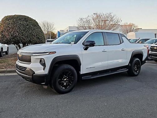 2024 Chevrolet Silverado EV WT