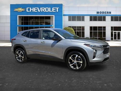 Gray 2025 Chevrolet Trax 1RS
