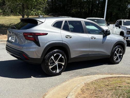 Gray 2025 Chevrolet Trax 1RS