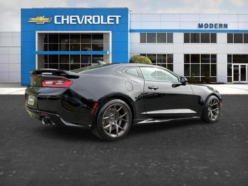 Black 2018 Chevrolet Camaro ZL1