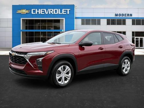 2025 Chevrolet Trax LS