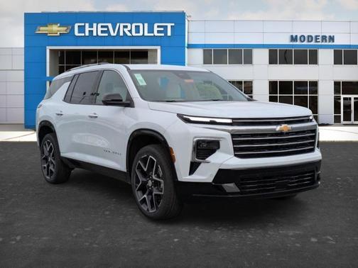 White 2026 Chevrolet Traverse High Country