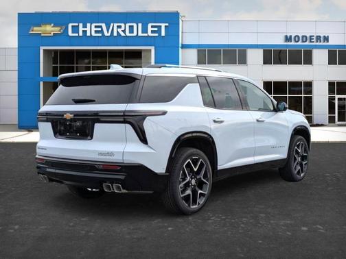 White 2026 Chevrolet Traverse High Country